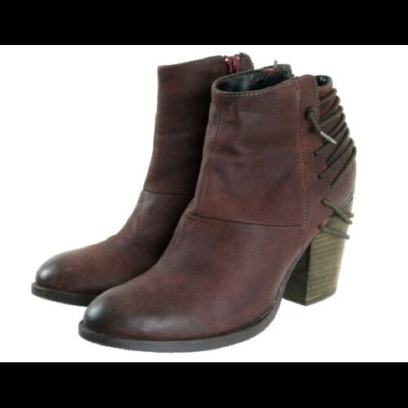 Steve Madden “Raglin” booties in Plum Never Used - Picture 2 of 9